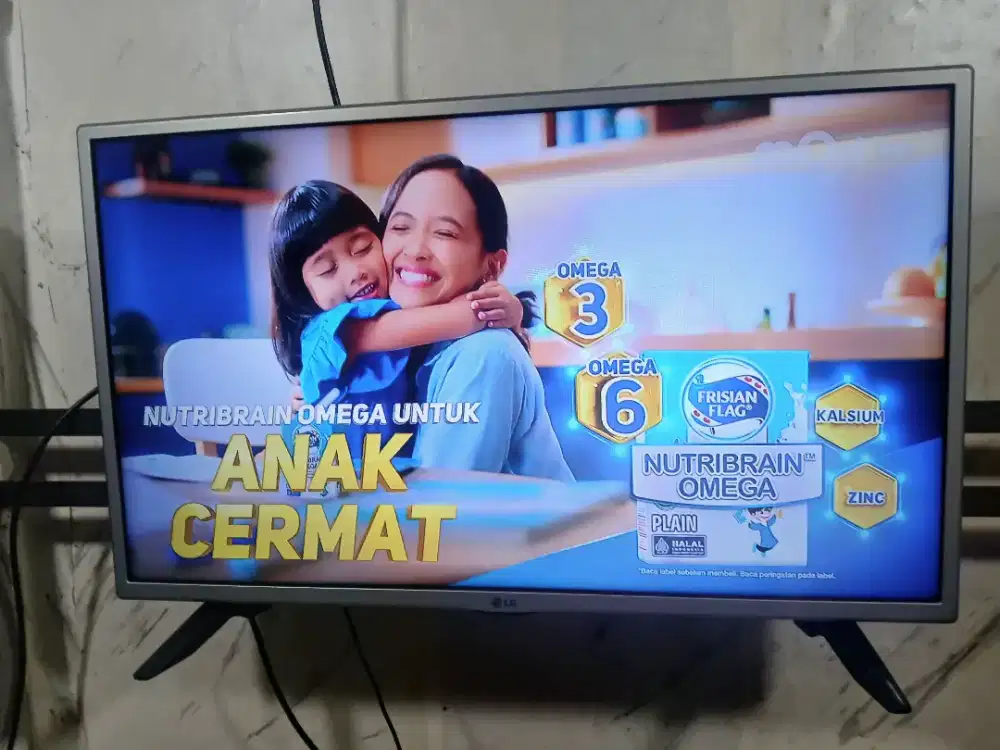 Dijual tv led merk lg 32in udah digital tv
