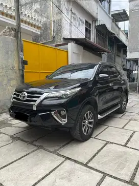 Toyota Fortuner 2.4 VRZ Automatic 2020