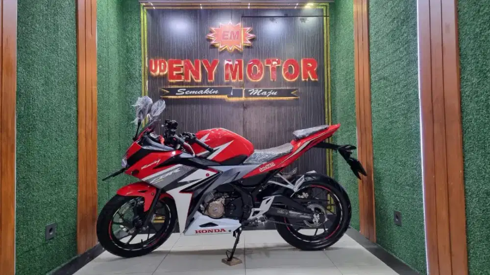 ENY MOTOR - KM 500 PERAK! REAL - HONDA CBR 150R FACELIFT TH 2017