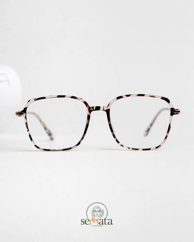 Semata Eyewear- Kacamata Kotak Lebar Ringan dan Nyaman Dipakai-NAYA 05