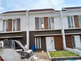 RUMAH DI PERUM SPRING RESIDENCE AH8-29, KALIPECABEAN, CANDI SIDOARJO