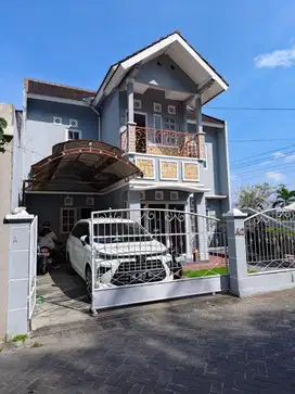 Dijual Rumah Mewah, Furnished, Dekat Kampus UMY
