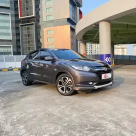 (40rb km) Honda HRV HR-V Prestige 1.8 2017 LOW KM