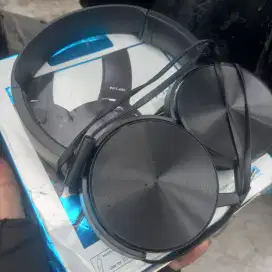 Headphone earphone headset bass