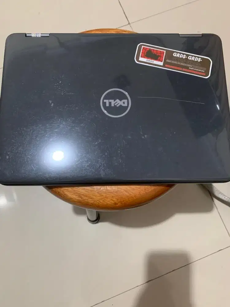 Dijual laptop merk DELL