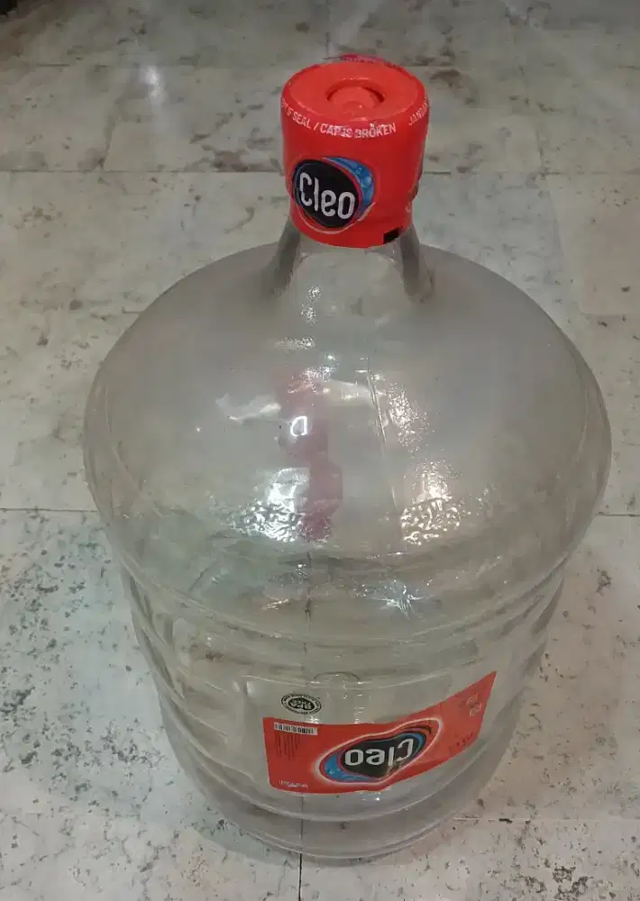 Galon kosong cleo