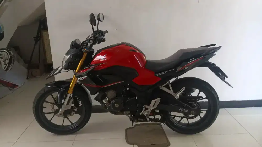 Honda CB150R streetfire