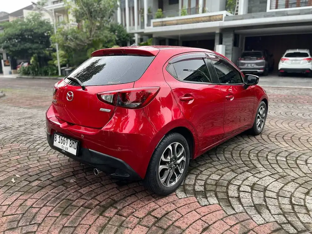 Mazda 2 1.5 R Matic 2015