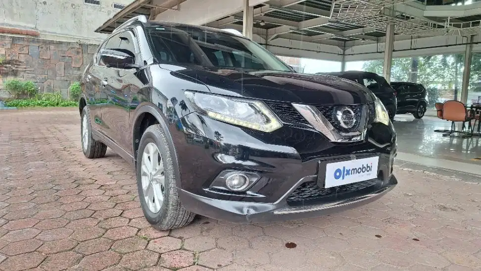 DP MURAH Nissan X-Trail 2.0 Bensin-AT 2014 C3DIF