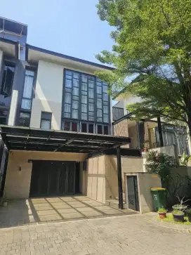 Dijual / Disewa Rumah Navapark Lancewood BSD Mewah Furnished