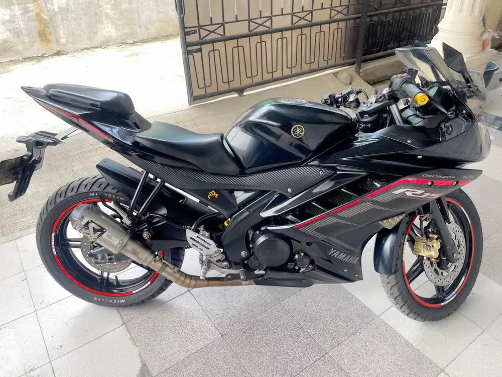 YAMAHA R15  Tahun 2016