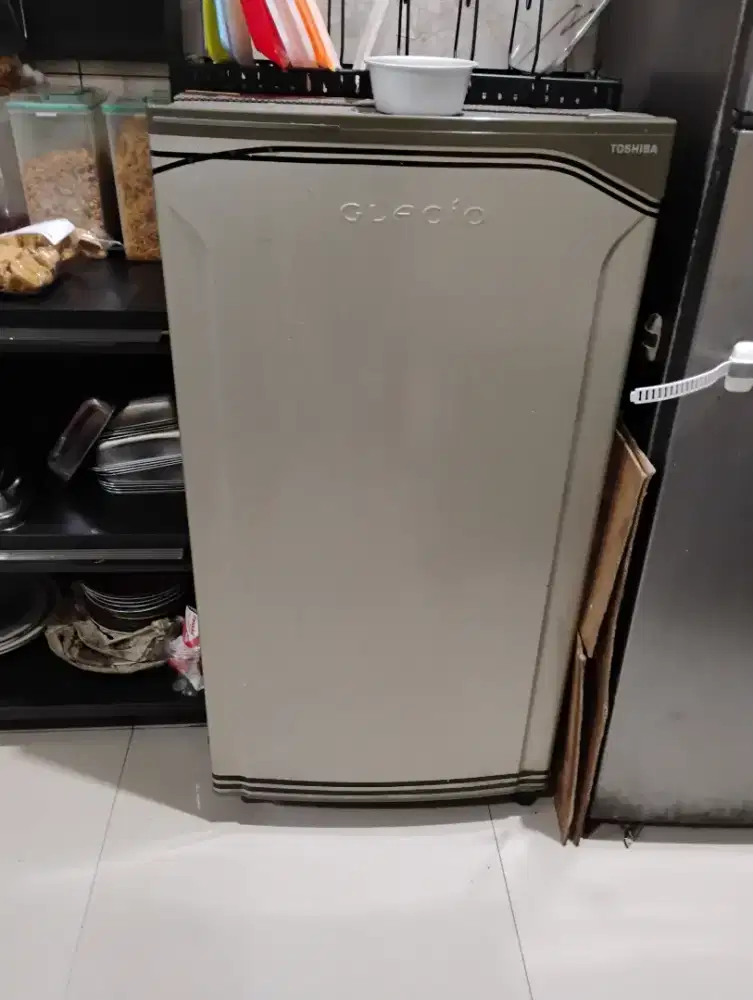 Kulkas, freezer dan chiller