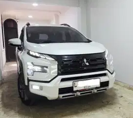 Km6rb! Xpander Cross Premium 2024pmk