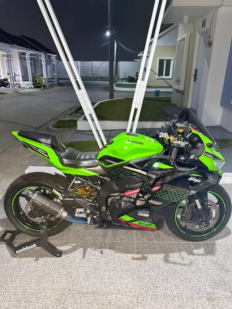 Kawasaki ZX25R ABS 2021
