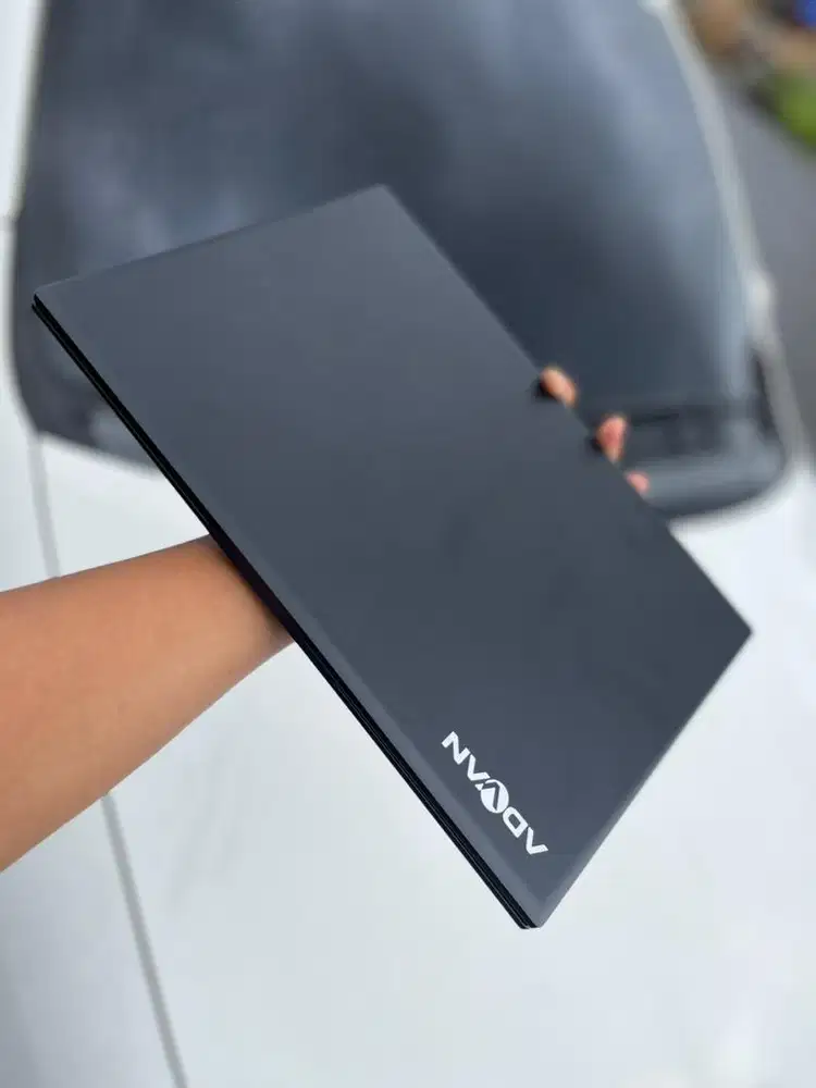Laptop Advan mulus