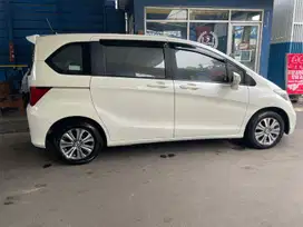 Honda Freed 2012 Bensin