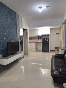A1.  Baru Gress, sewa apt Benson 2 BR full furnish  65jt/th