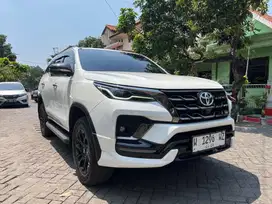 KM 20 rb # FORTUNER 2.8 GR AT 2023