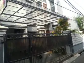 RUMAH MEWAH CANTIK BANGET 4 Kamar Tidur di Rawamangun JakTim