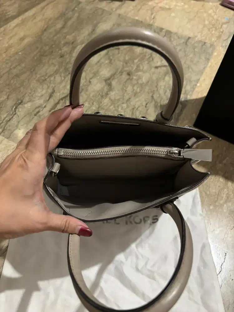 Preloved MK bag