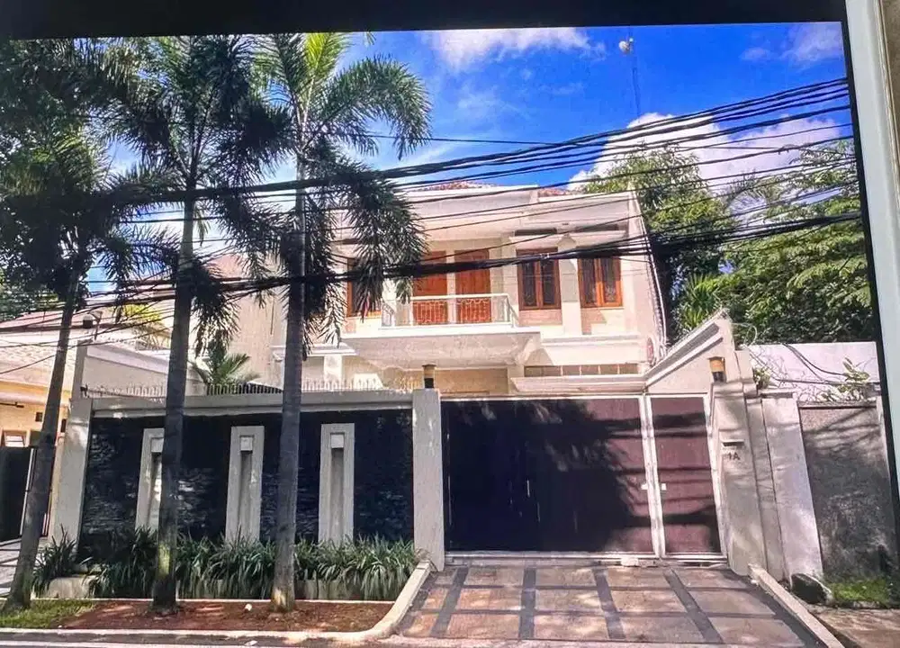 dijual rumah di area premium menteng jakarta pusat