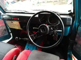Jeep 120 1984 Bensin