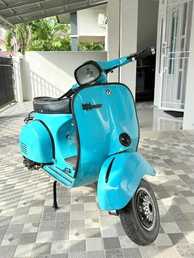 Vespa Super Bajaj tahun 1977