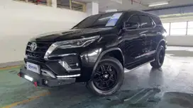 Like New TDP 26JT Toyota Fortuner 2.8 4x2 VRZ Solar-AT 2023 Hitam