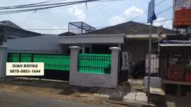 Rumah Terawat 1 Lantai Siap Huni di Kebon Jeruk Jakbar DR-11043