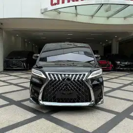 Lexus LM350 VIV AT 2022
