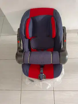 Kursi bayi utk di mobil
