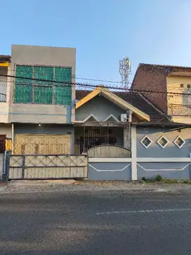 TURUN HARGA ; Dijual Cepat Rumah Murah Condong Catur Pinggir Jalan