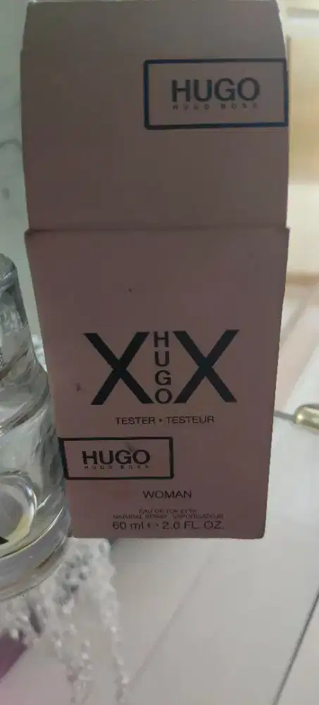 Botol kosong parfum