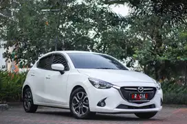 MAZDA 2 R 2014 TERAWAT KM ASLI