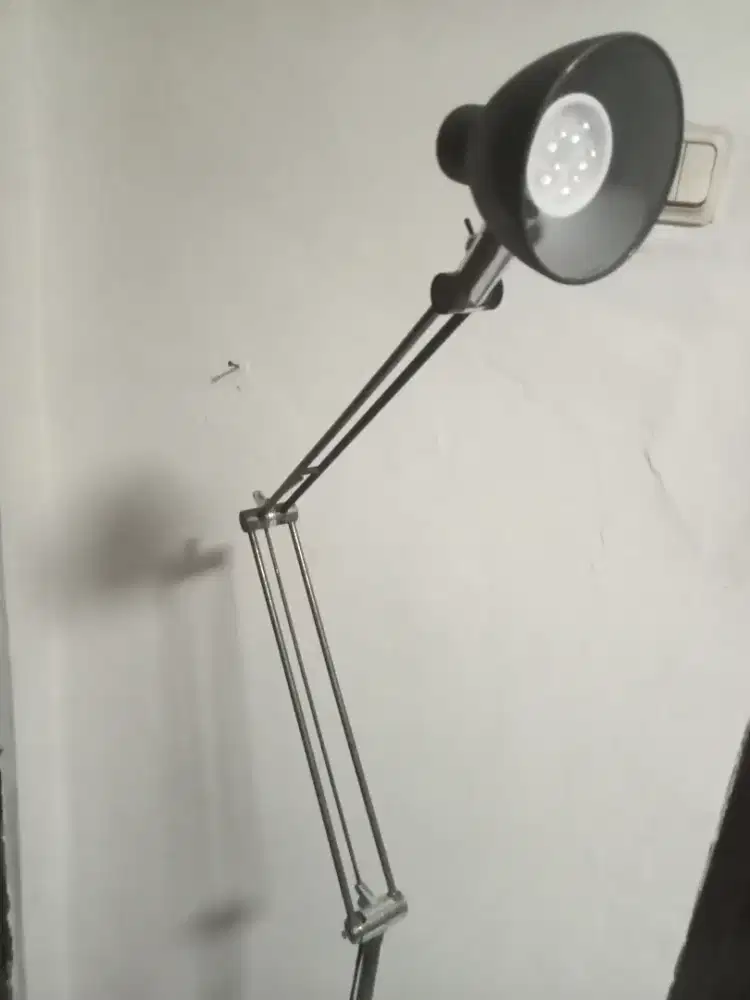 Lampu Standing model vintage, COD Cijantung dsk