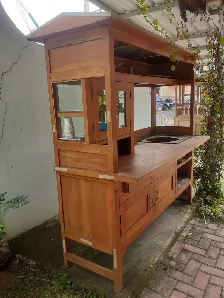 Gerobak angkringan, mie ayam, bakso, ketoprak, dll