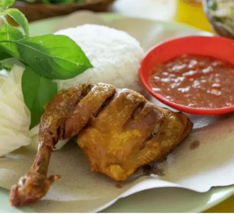 DBUTUHKAN SEGERA TUKANG PECEL AYAM Tongseng sate