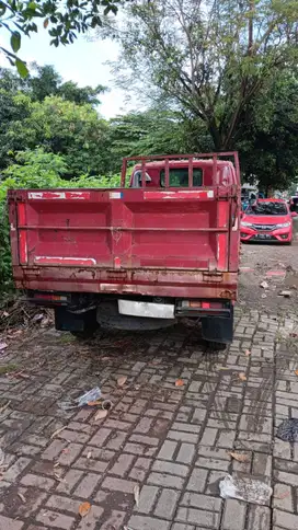 Dijual Segera Toyota New Dyna 110 ST Tahun 2007
