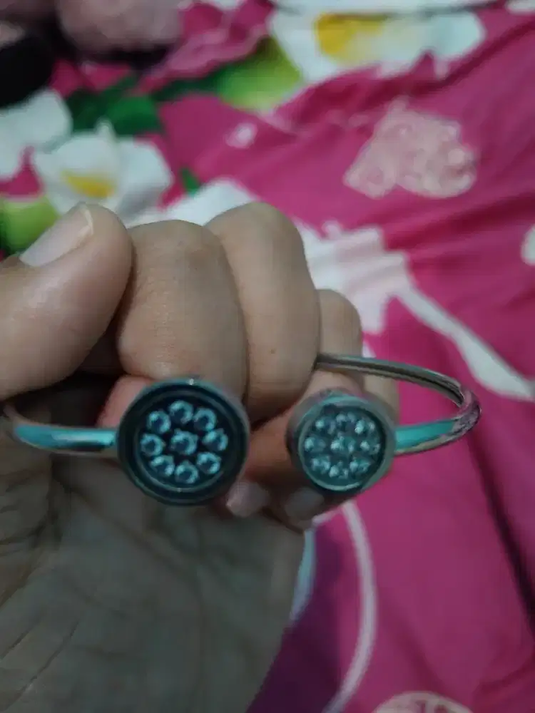 Gelang tangan kesehatan MCI