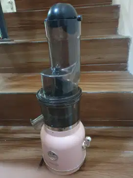 Slow juicer.cara muda dan praktis. bisa jus buah lgs tersaring ampas