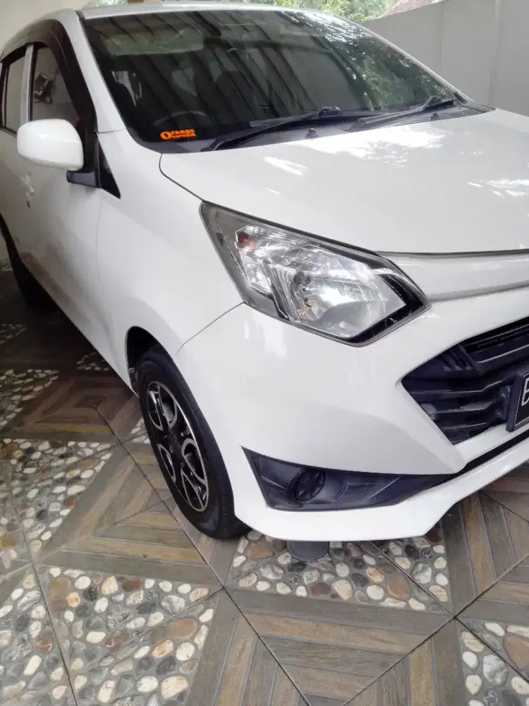 Sigra 1.2 X AT putih murah meriah