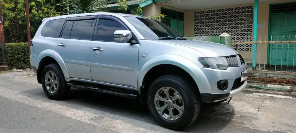 pajero sport limited 2013, istimewa