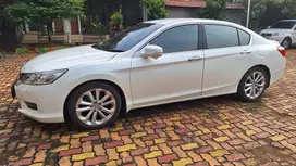 Honda Accord 2015 Bensin