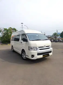 Toyota Hiace Commuter 3.0 Diesel MT 2024 Like New
