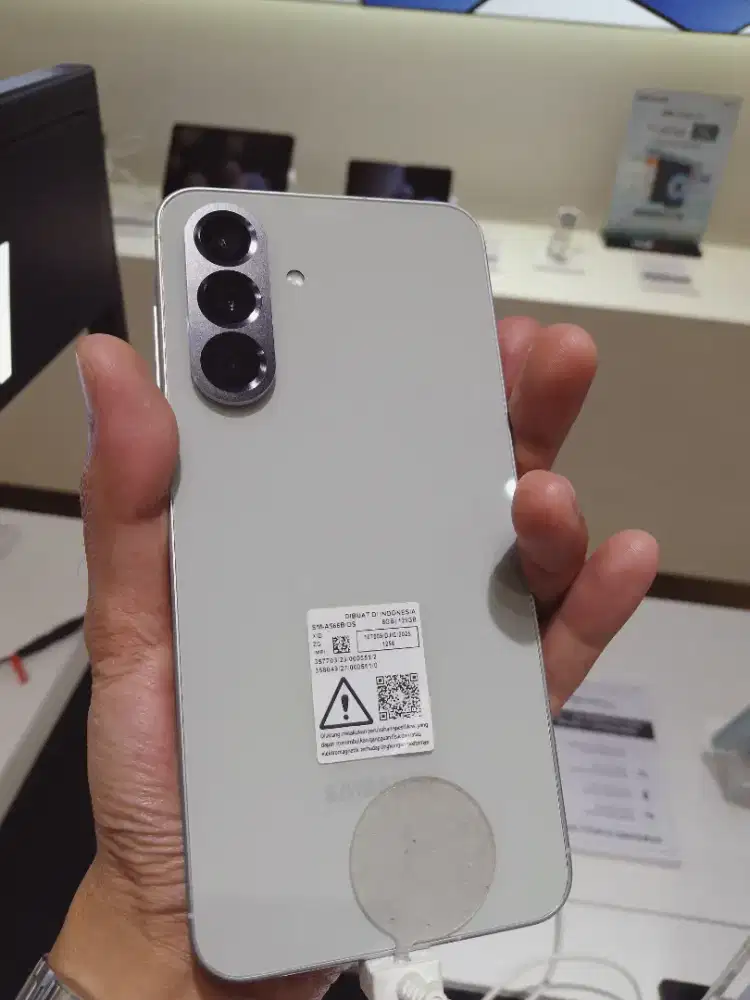Kredit hp Samsung Galaxy A56 ran8+8/128