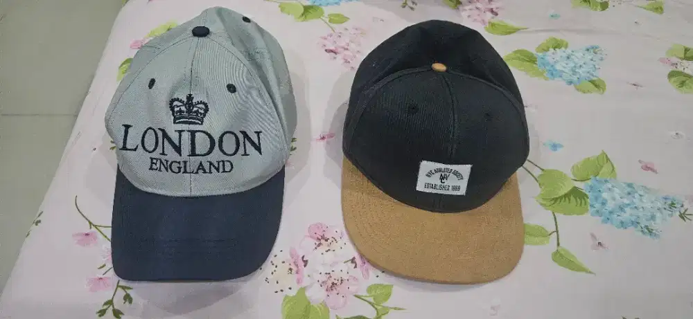 Jual topi ori bekas..London Golf dan Navy H&M