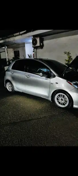 Toyota Yaris 2010 Bensin