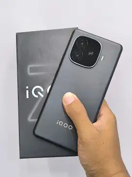IQOO Z9 5G 12/256 Mulus