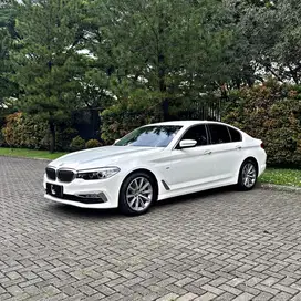 SANGAT TERAWAT! BMW 520i Luxury 2018 g30 pembelian 2020 good deal