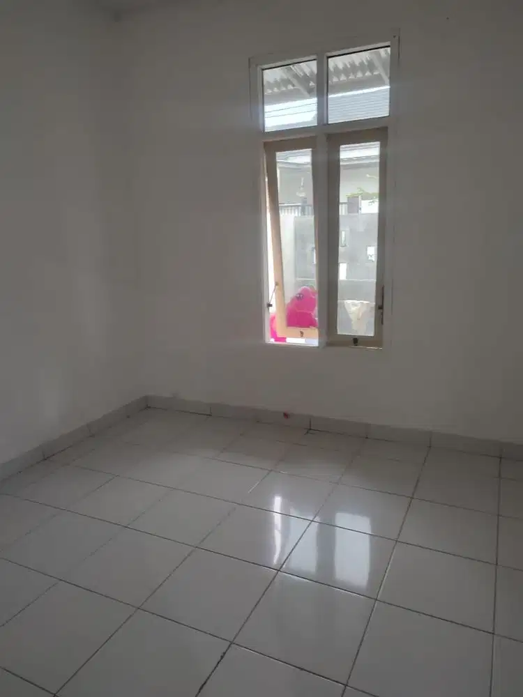 Disewakan rumah tinggal/ Dijual
